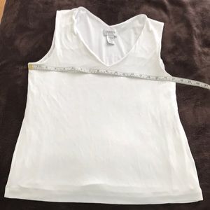 💥LAST CALL💥 Chico’s V-neck tank, size 3